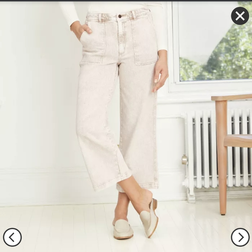 High-Rise Wide Leg Cropped Jeans